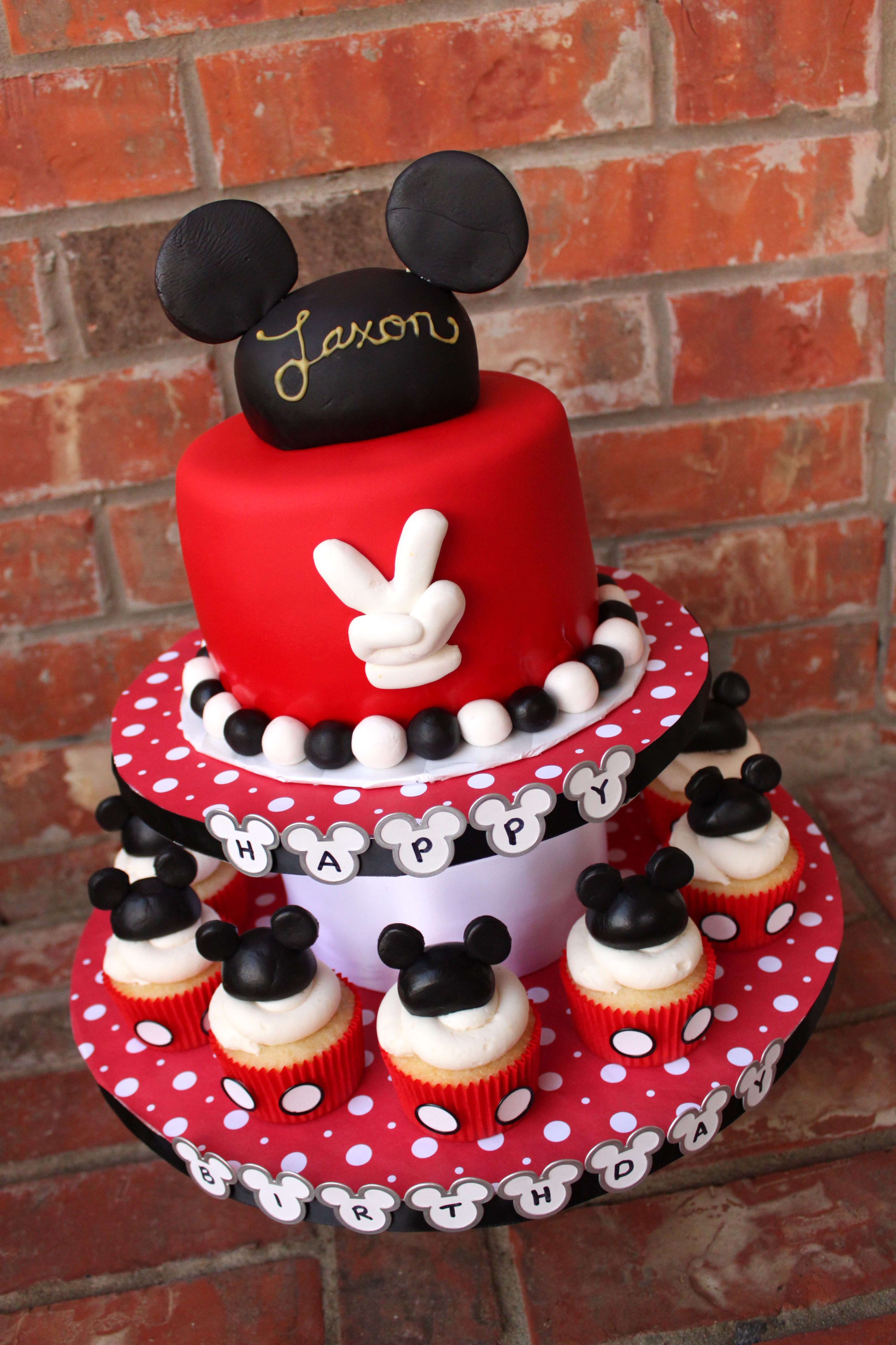 Mickey Mouse Cake – Decoration Ideas | Little Birthday Cakes