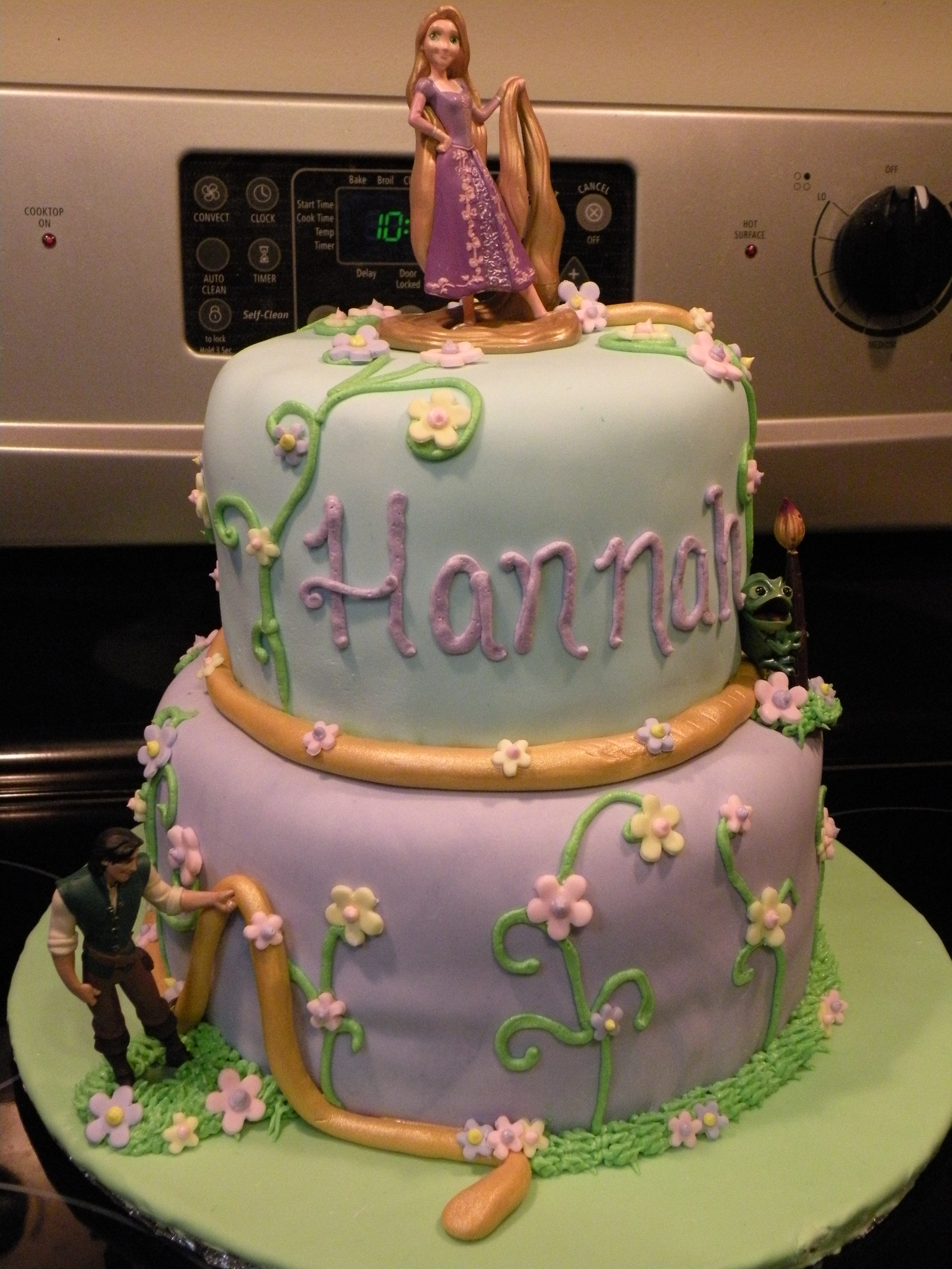 Rapunzel Cakes – Decoration Ideas | Little Birthday Cakes