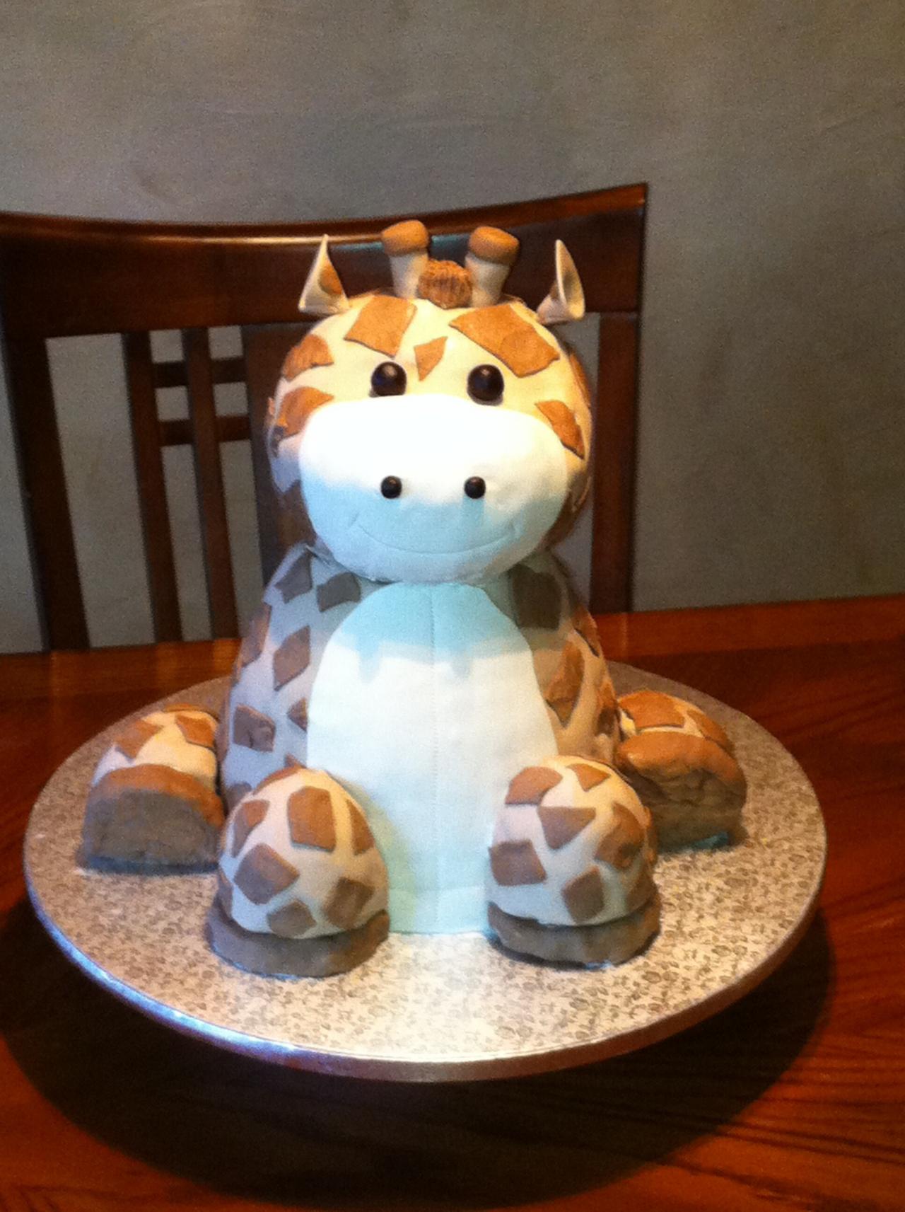 Giraffe Birthday Cake | Animal birthday cakes, Giraffe 