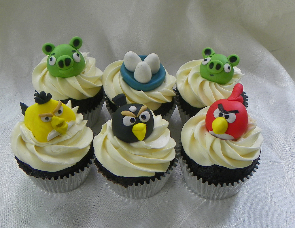 Angry Bird Cup Cakes