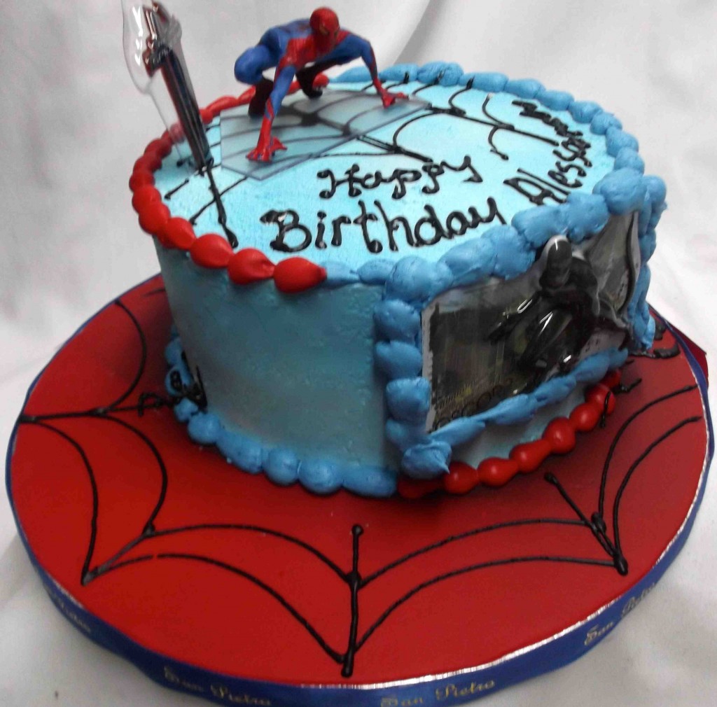 Easy Spiderman Cake