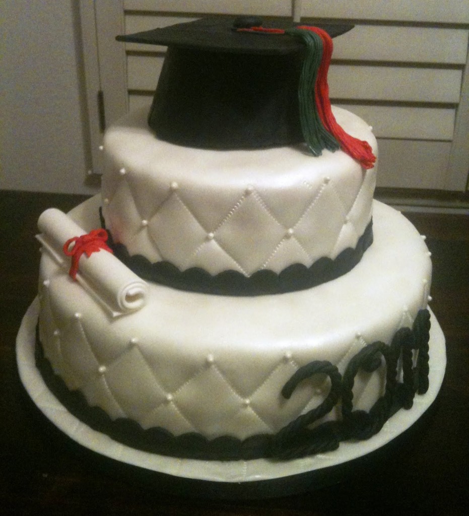 Graduation Cap Cakes