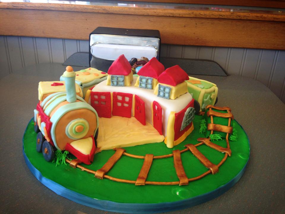 Images of Train Cakes