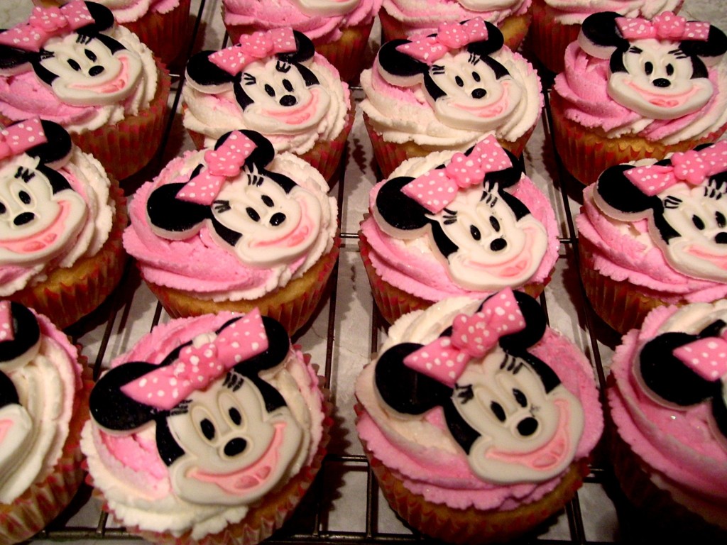 Minnie Mouse Cup Cake