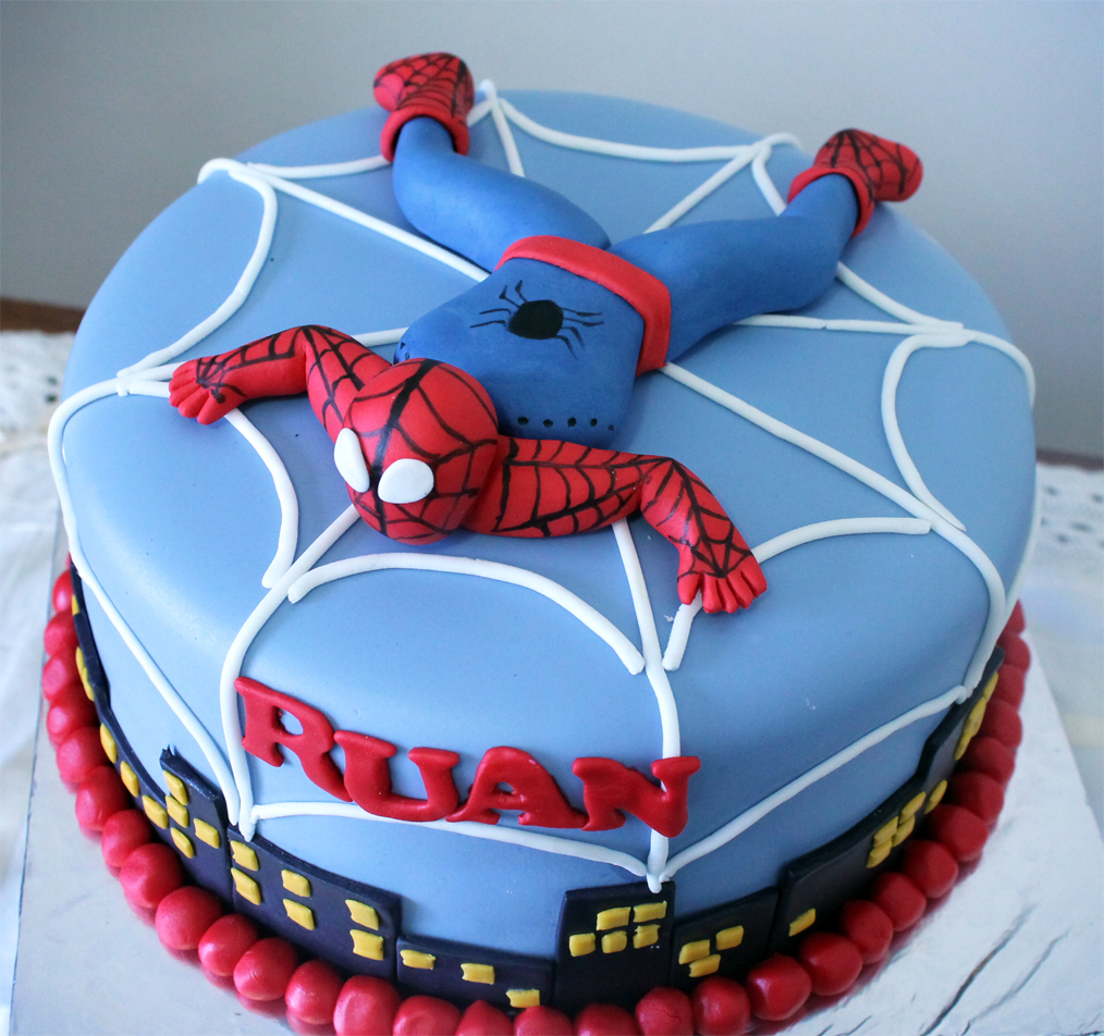 Pictures of Spiderman Birthday Cakes