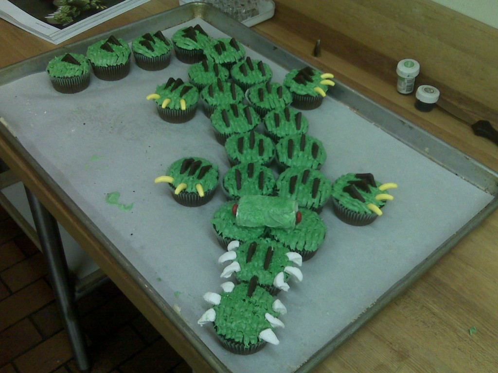 Alligator Cupcake Cake