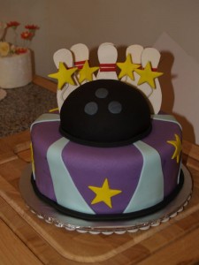 Bowling Party Cake