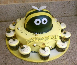 Bumble Bee Cake Decorations