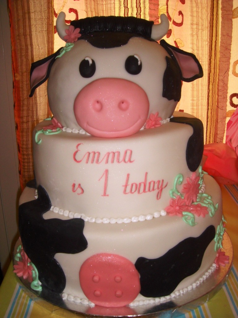 Cow Birthday Cakes