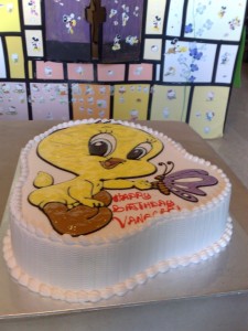 Tweety Bird Cake Pictures